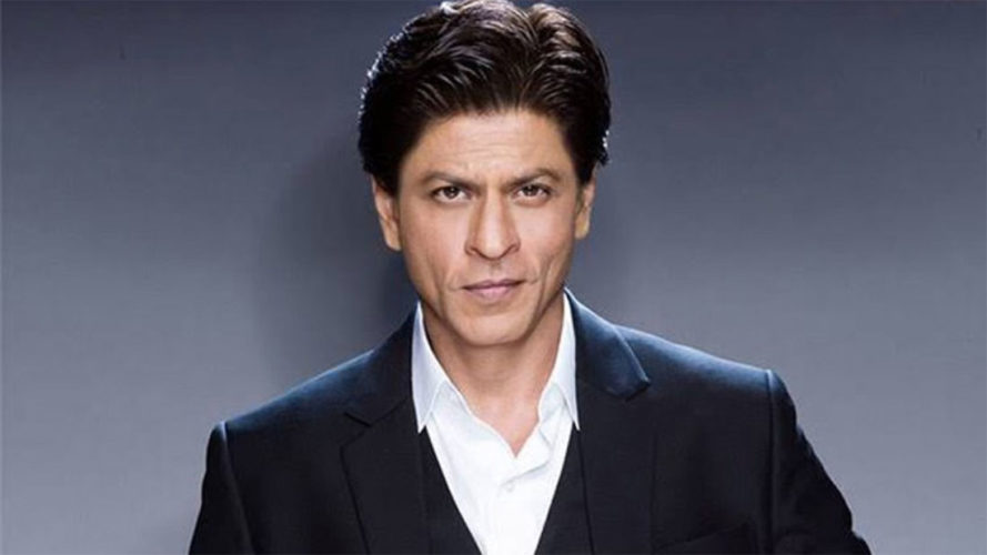 बलिउड अभिनेता शाहरुख खानद्वारा हजार थान पीपीई किट सहयोग