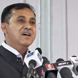 गगन प्रधानमन्त्रीको रूपमा अघि नसरे म सर्छु : महामन्त्री शर्मा