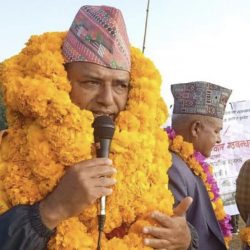 एमालेलाई हराउँदै दोलखामा माओवादीका कार्की विजयी