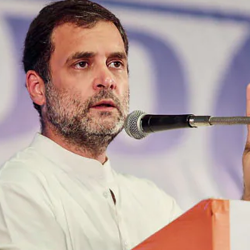 कांग्रेसका नेता गान्धीलाई दुई वर्षको जेल सजाय