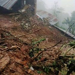 पहिरोले घर पुरिँदा तारकेश्वरमा बाबु र छोरीको मृत्यु