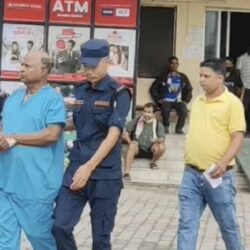 अस्पतालबाट गायब पारिएकी शिशु डाक्टरले बेचेको खुल्यो