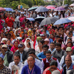 माग पूरा नभएसम्म राहत शिक्षकहरु बिद्यालय नफर्कने