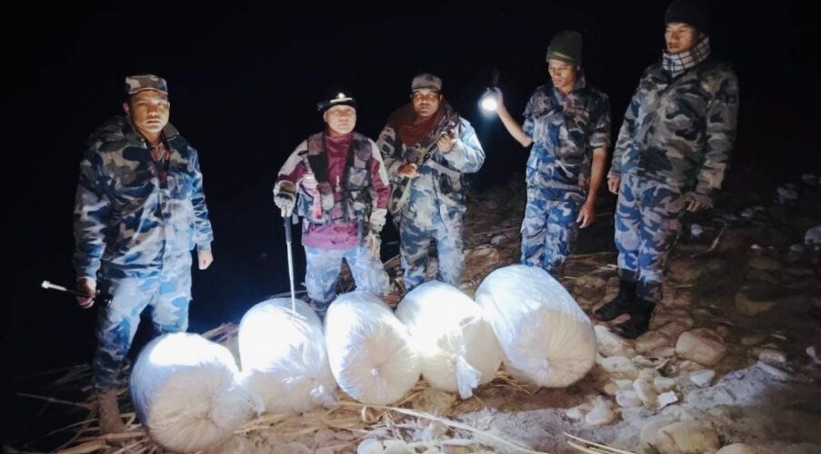 सप्तकोसी किनारबाट १६४ केजी गाँजा बरामद